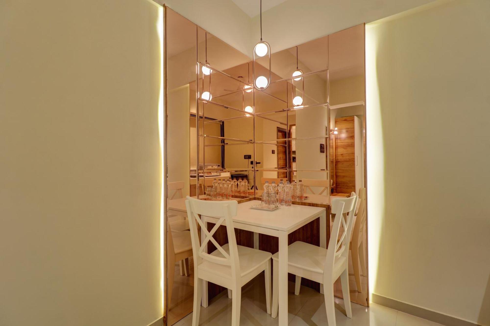 Home2 Studio Apartments Bombay Extérieur photo
